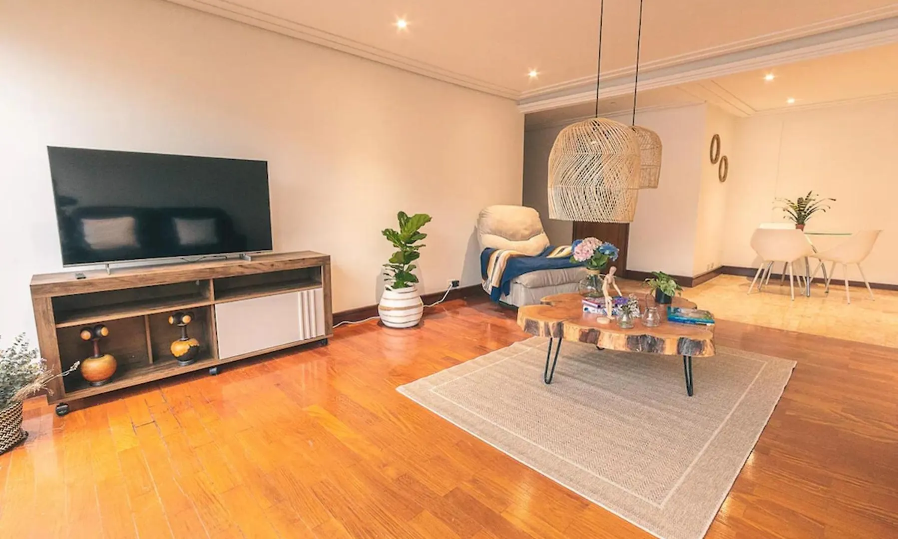 Elegante Habitacion Bano Compartido En Poblado -A7 Medellin 0*,