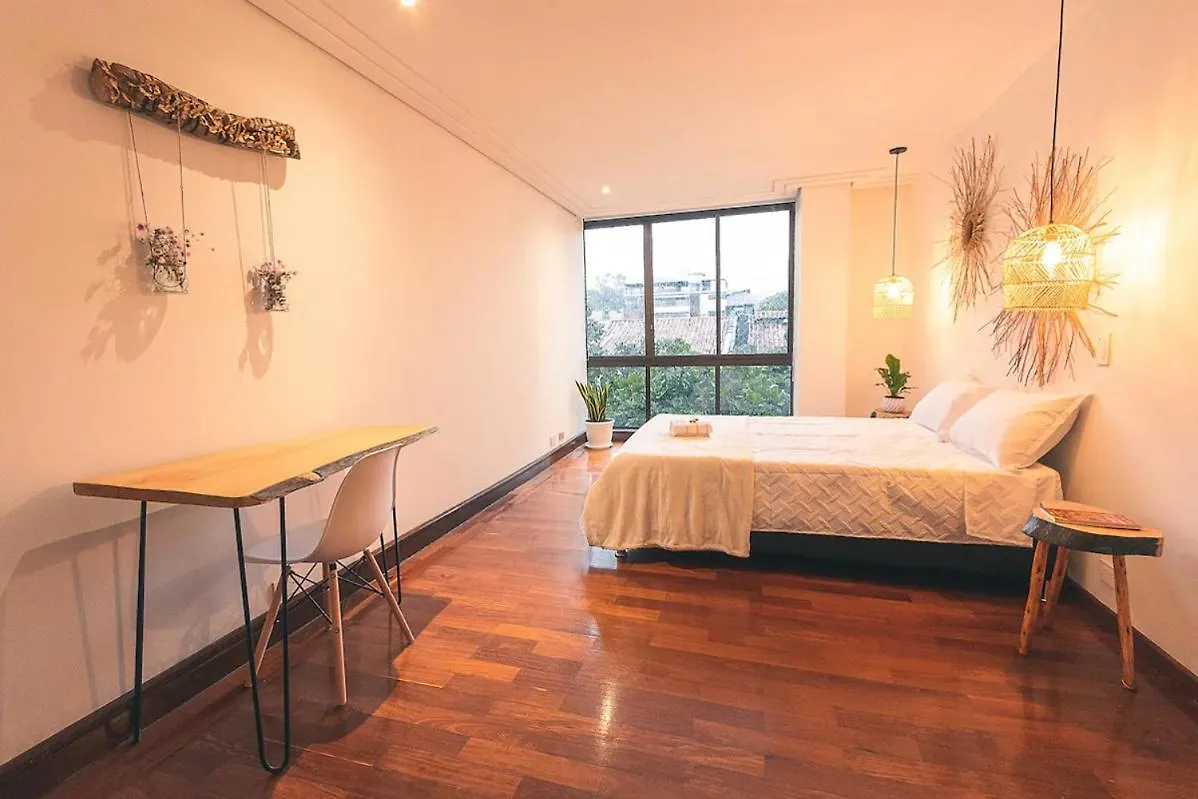 Elegante Habitacion Bano Compartido En Poblado -A7 Medellin Apartment